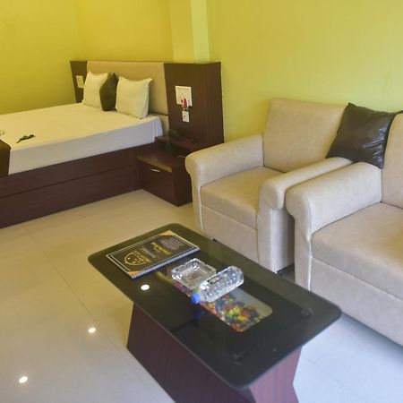 Golden View Resort And Restaurant Tajpur Екстериор снимка