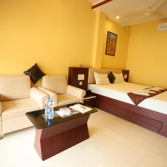 Golden View Resort And Restaurant Tajpur Екстериор снимка