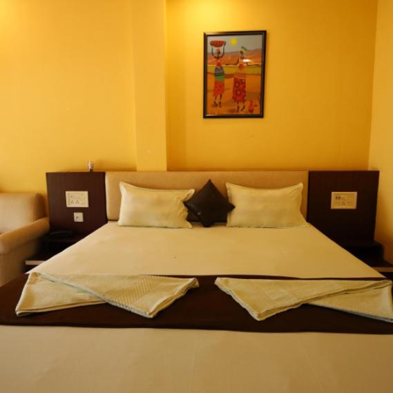 Golden View Resort And Restaurant Tajpur Екстериор снимка