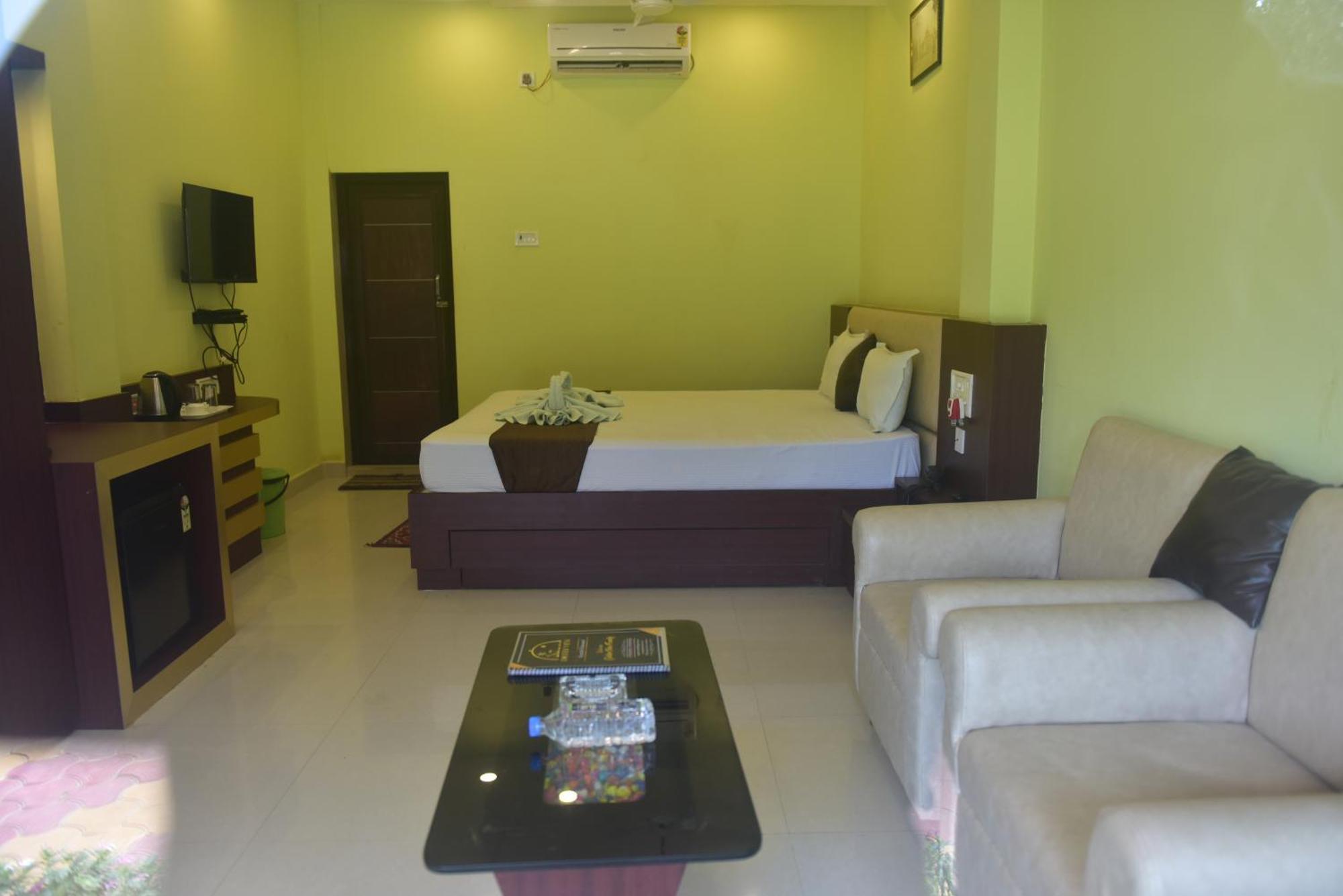 Golden View Resort And Restaurant Tajpur Екстериор снимка