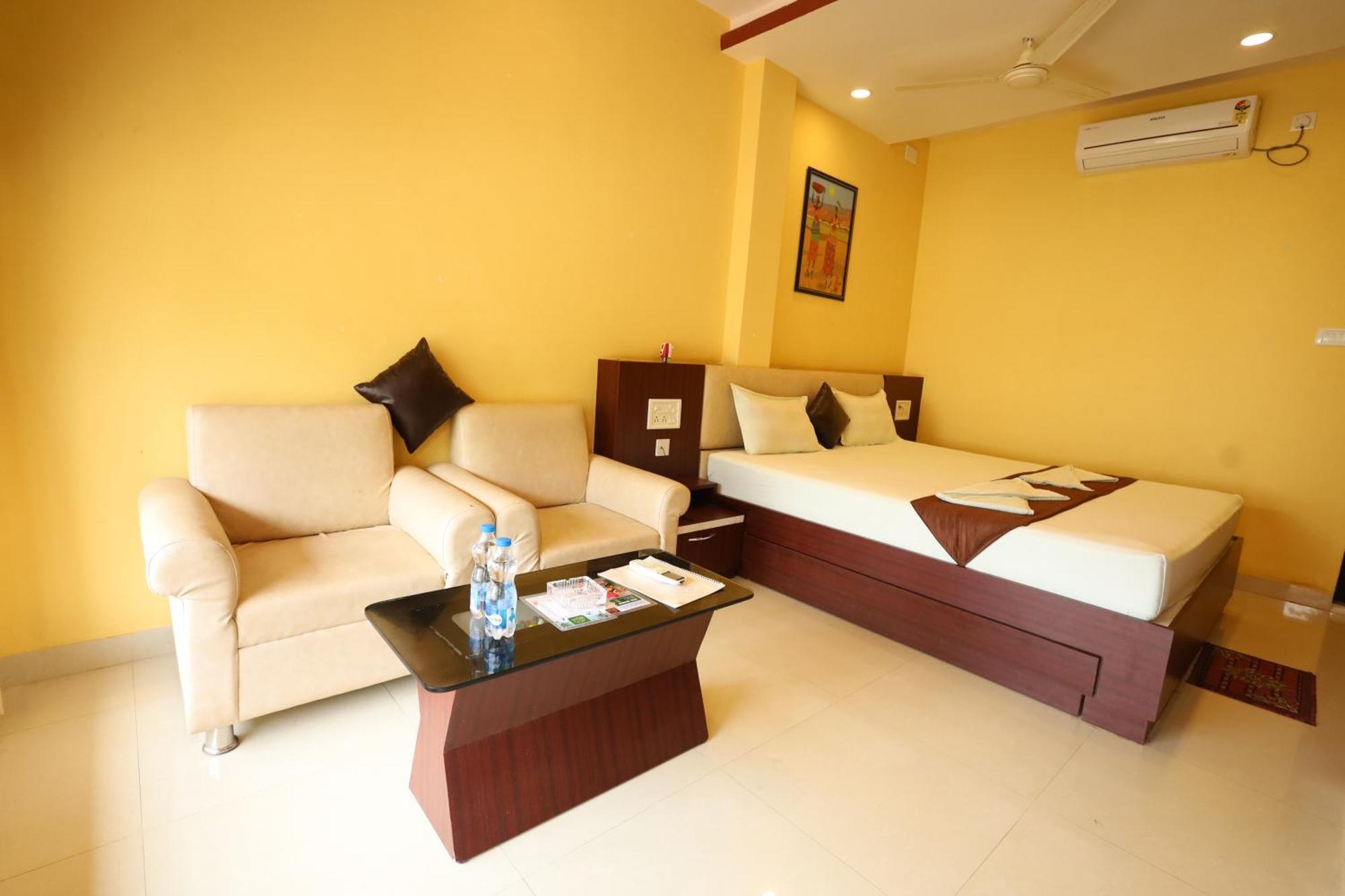 Golden View Resort And Restaurant Tajpur Екстериор снимка