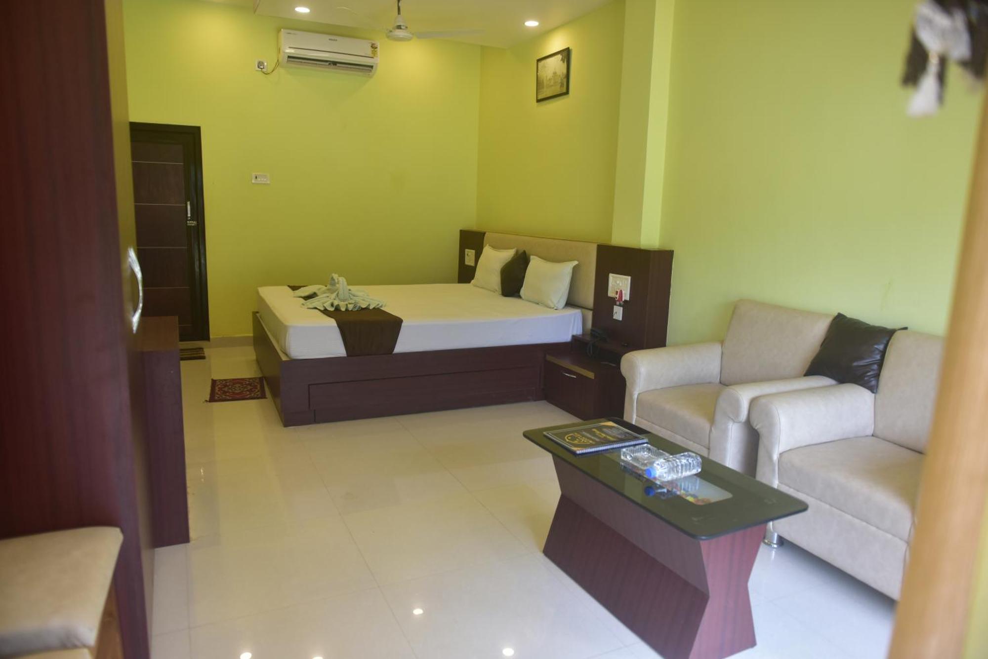 Golden View Resort And Restaurant Tajpur Екстериор снимка