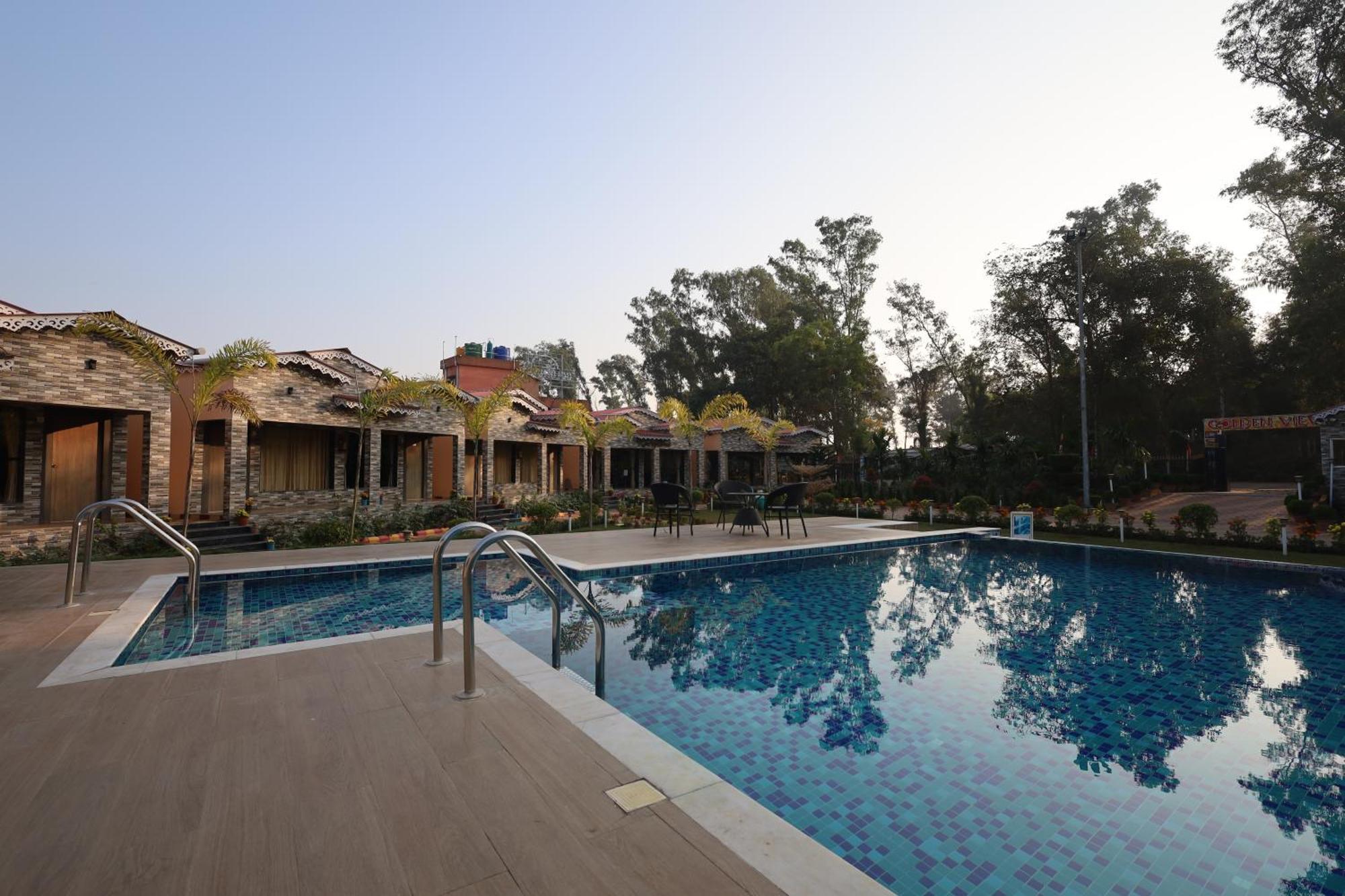Golden View Resort And Restaurant Tajpur Екстериор снимка